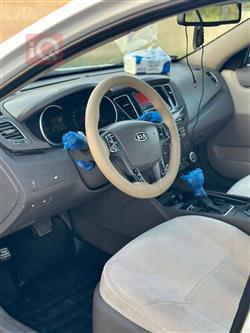 كيا كادينزا